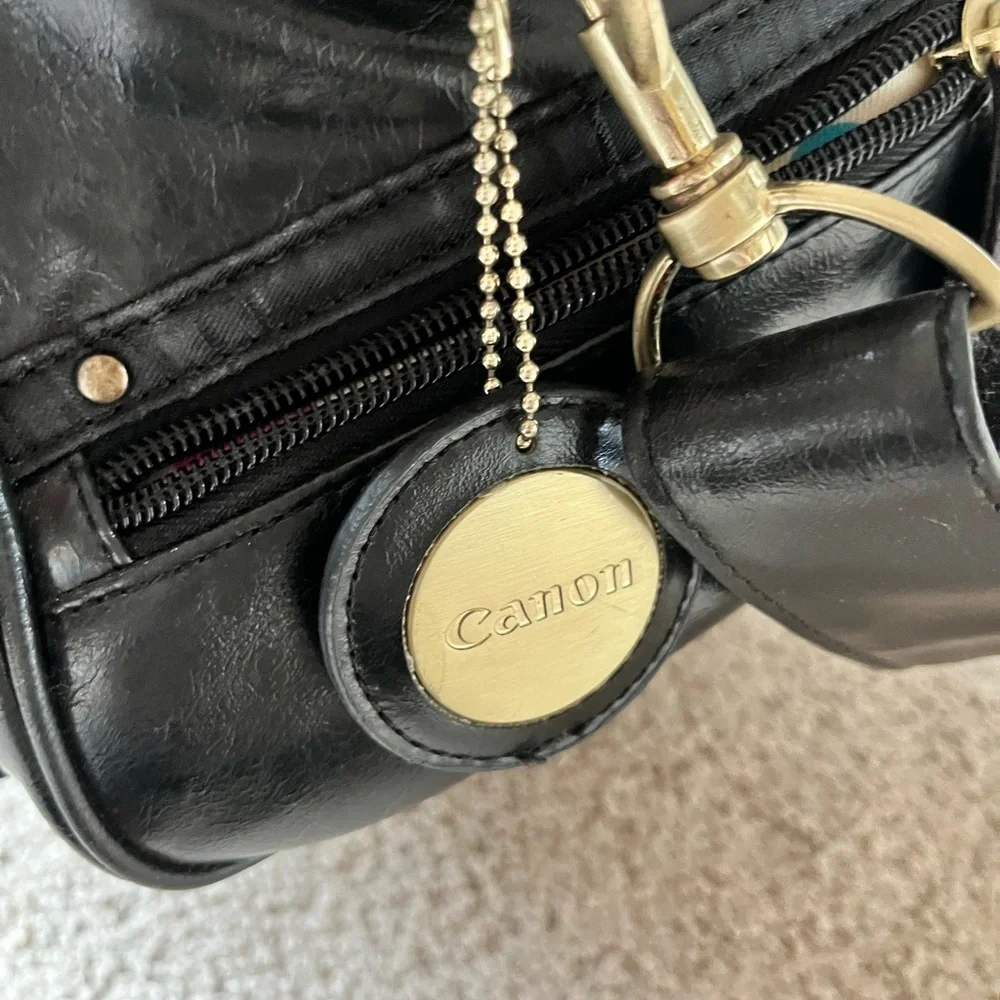 Jill-e Designs Fashion Camera Bag for Canon Or professional camera